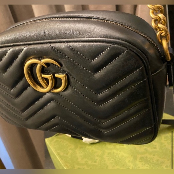 GUCCI GG MARMONT SHOULDER BAG - Picture 16 of 16